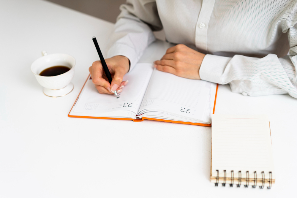 Businessman taking notes at the office